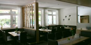Blick in das neu renovierte Restaurant Karpfen am Illmensee